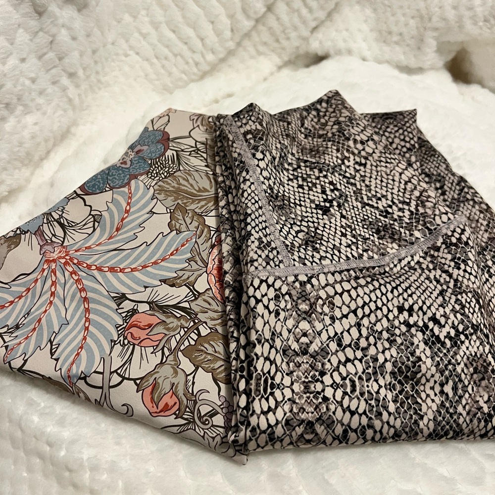 DEFINE YOUR INSPIRATION LEGGINGS (2) | Size XS